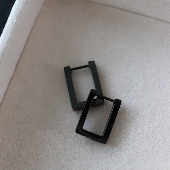 Square Rectangular Style Hoop Earrings Black Stainless Steel - Picture 4 of 4